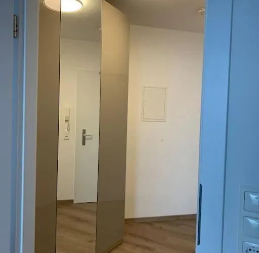 Eine Gemuetliche Einzimmerwohnung 아파트